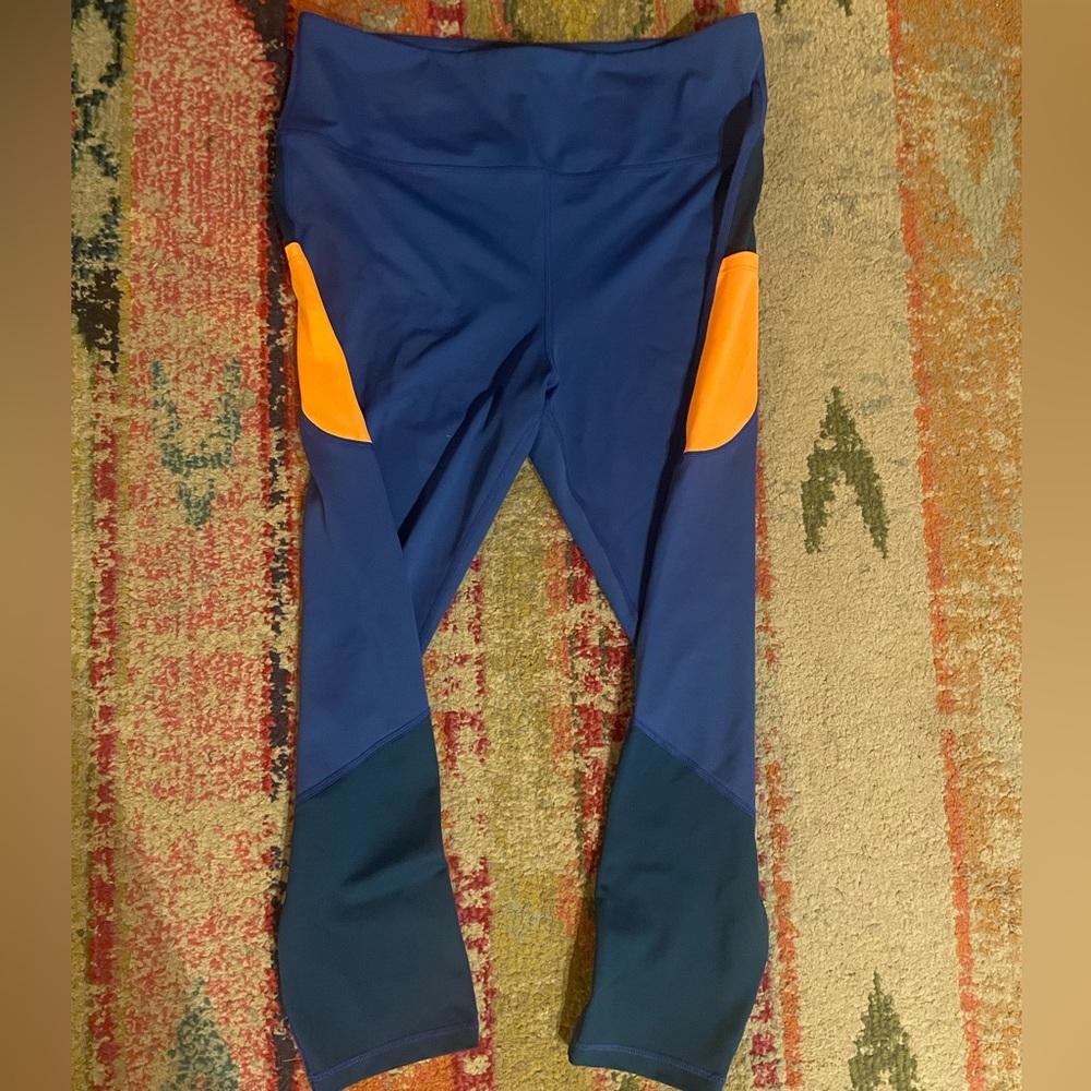 Zyia Leggings
